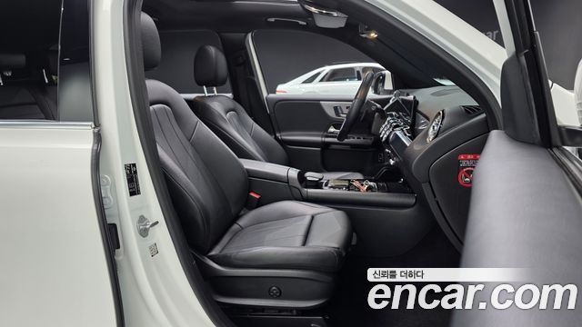 Mercedes-Benz GLB-Class GLB200 d