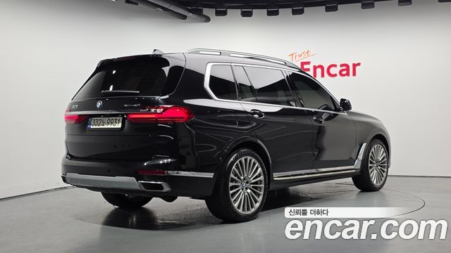 BMW X7 xDrive 40i Design Pure Excellence 7-Seater