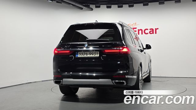 BMW X7 xDrive 40i Design Pure Excellence 7-Seater