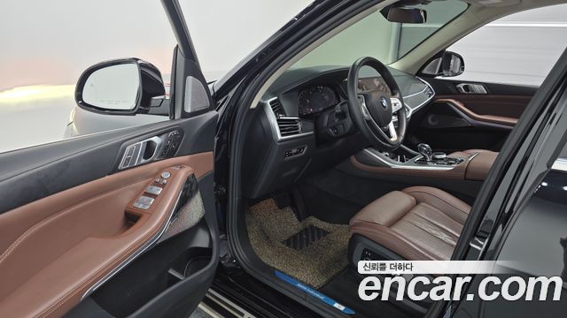 BMW X7 xDrive 40i Design Pure Excellence 7-Seater