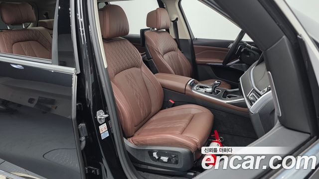 BMW X7 xDrive 40i Design Pure Excellence 7-Seater