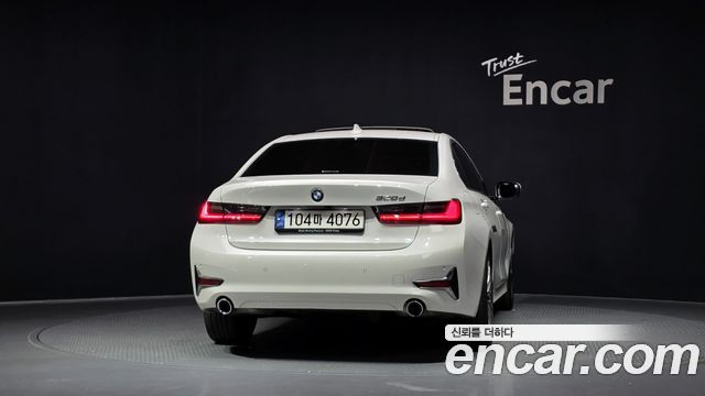 BMW 3-Series 320d Luxury