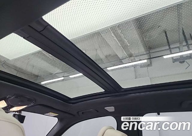 BMW X5 M50i