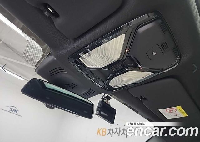 BMW X5 M50i