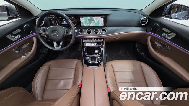 Mercedes-Benz E-Class E200 Avantgarde