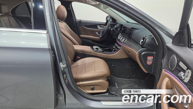 Mercedes-Benz E-Class E200 Avantgarde