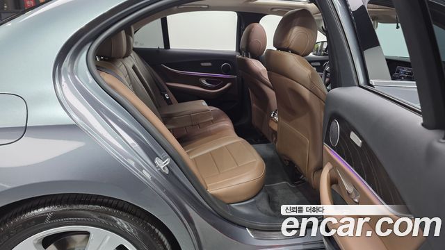 Mercedes-Benz E-Class E200 Avantgarde