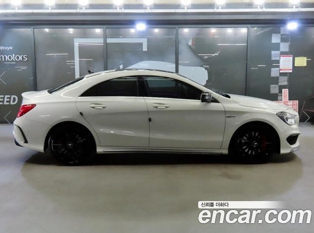 Mercedes-Benz CLA-Class CLA45 AMG 4MATIC