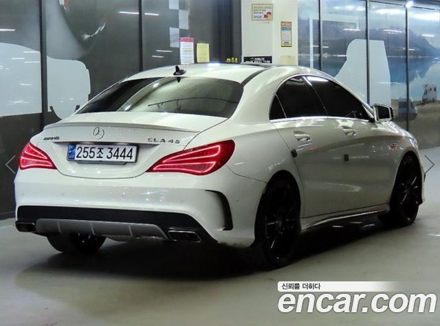 Mercedes-Benz CLA-Class CLA45 AMG 4MATIC