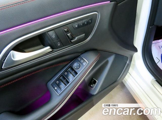 Mercedes-Benz CLA-Class CLA45 AMG 4MATIC