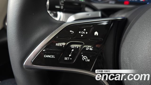 Mercedes-Benz E-Class E200 Avantgarde