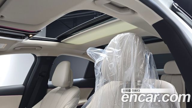 Mercedes-Benz E-Class E200 Avantgarde