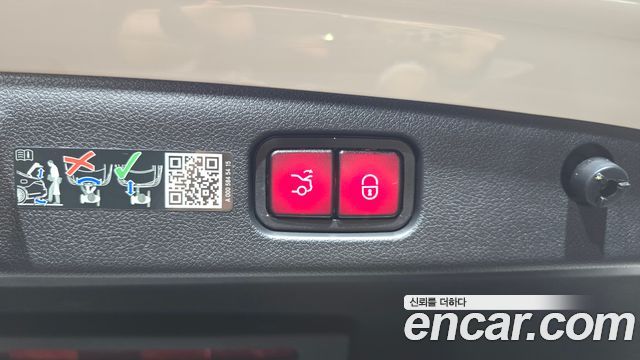 Mercedes-Benz E-Class E200 Avantgarde