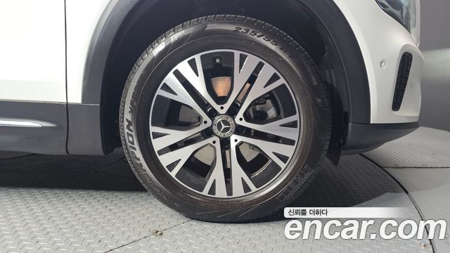 Mercedes-Benz GLB-Class GLB200 d
