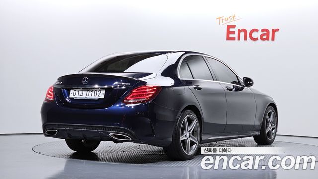 Mercedes-Benz C-Class C200 AMG Line