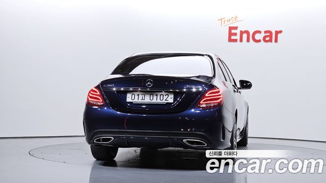 Mercedes-Benz C-Class C200 AMG Line