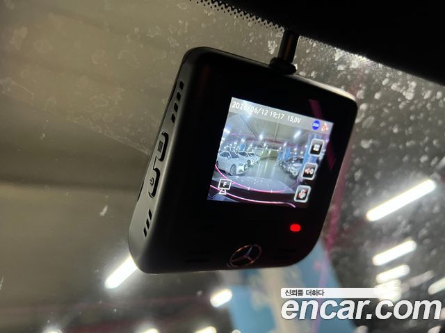 Mercedes-Benz E-Class E300 4MATIC Exclusive