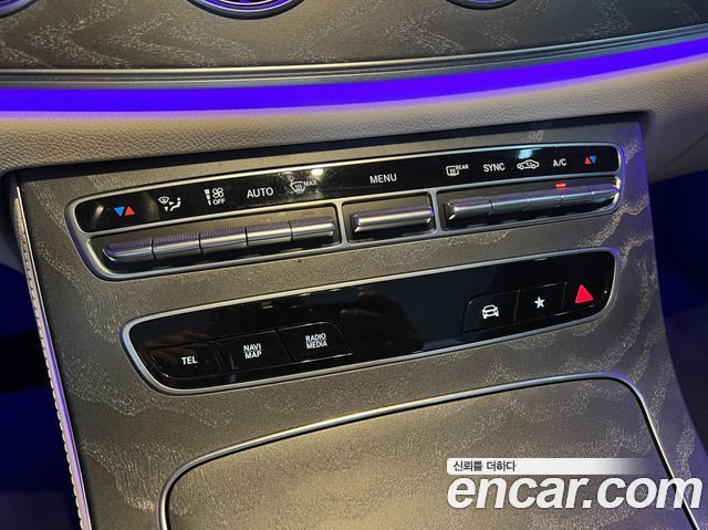 Mercedes-Benz E-Class E450 4MATIC Cabriolet