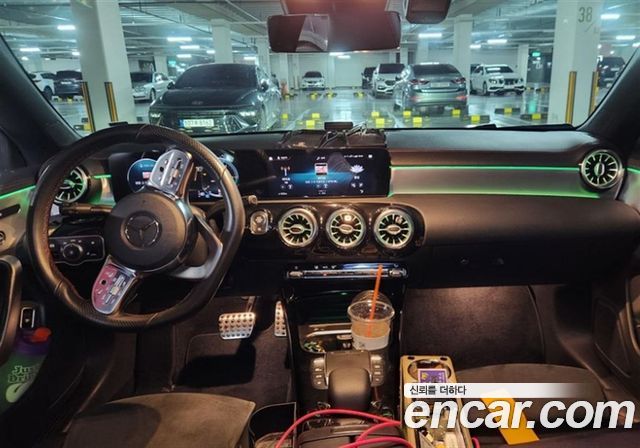 Mercedes-Benz CLA-Class CLA250 4MATIC