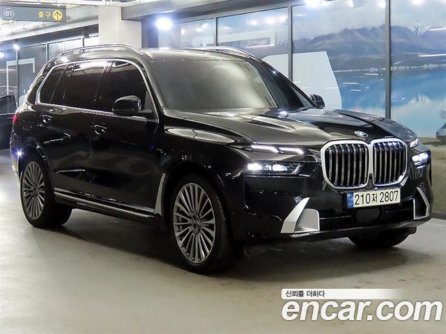 BMW X7 xDrive 40i Design Pure Excellence 6-Seater
