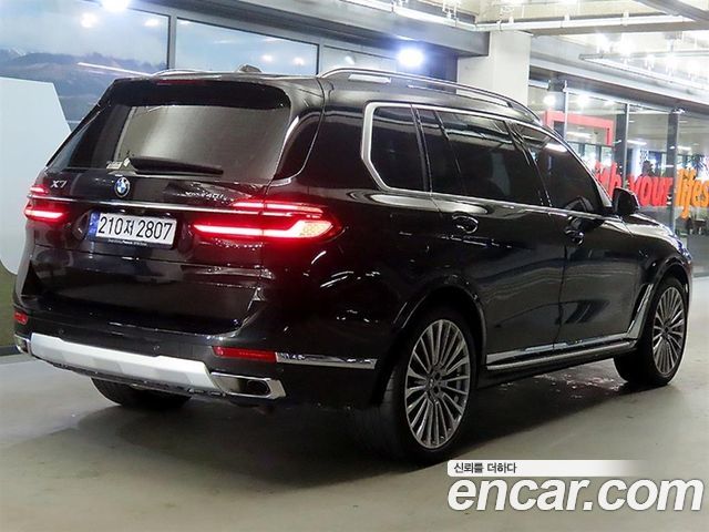 BMW X7 xDrive 40i Design Pure Excellence 6-Seater