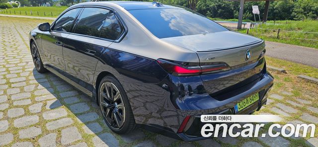 BMW 7-Series 750e xDrive M Sport