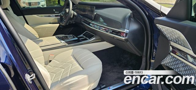 BMW 7-Series 750e xDrive M Sport