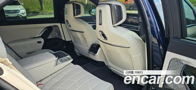 BMW 7-Series 750e xDrive M Sport