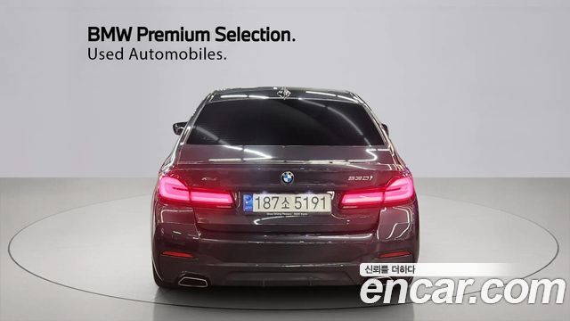 BMW 5-Series 530i xDrive M Sport Package