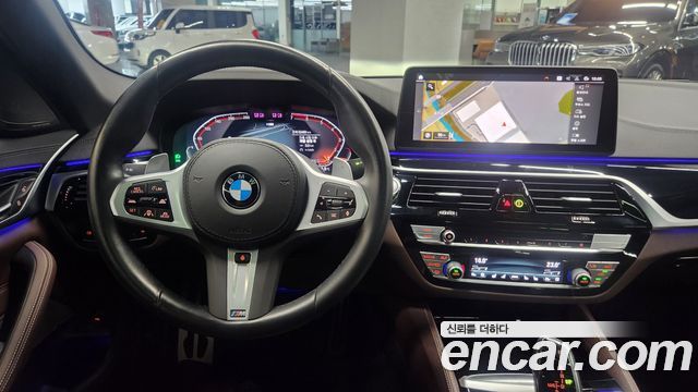 BMW 5-Series 530i xDrive M Sport Package