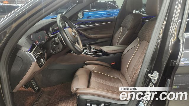BMW 5-Series 530i xDrive M Sport Package