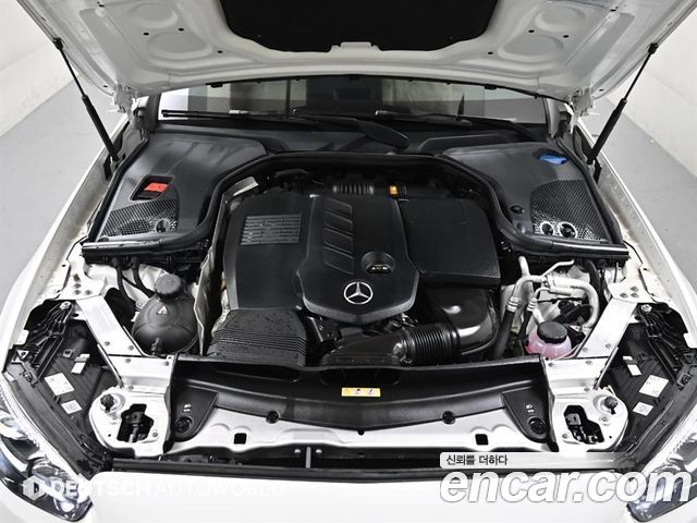 Mercedes-Benz E-Class E300d 4MATIC Coupe