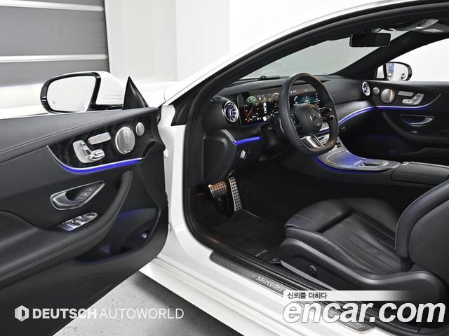 Mercedes-Benz E-Class E300d 4MATIC Coupe