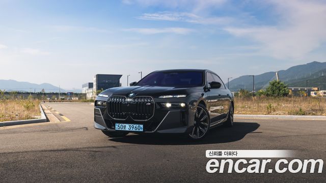 BMW i7 M70 xDrive M Performance