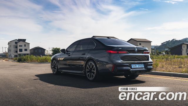 BMW i7 M70 xDrive M Performance