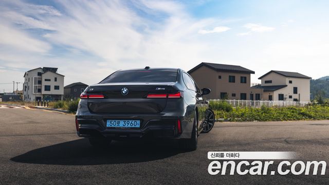 BMW i7 M70 xDrive M Performance