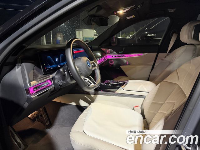 BMW i7 M70 xDrive M Performance