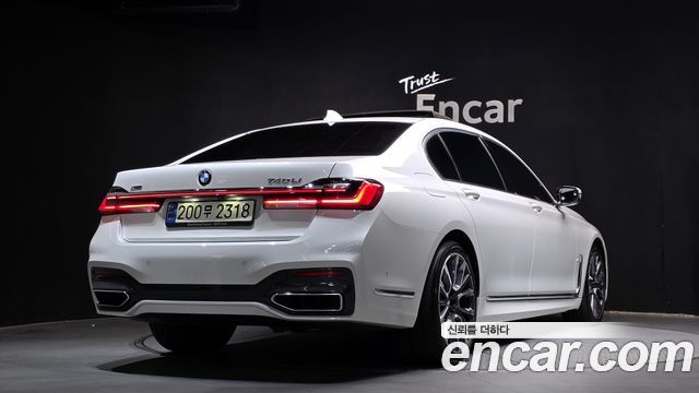 BMW 7-Series 740Li xDrive M Sport Package