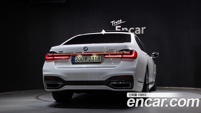 BMW 7-Series 740Li xDrive M Sport Package