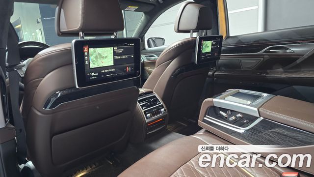 BMW 7-Series 740Li xDrive M Sport Package
