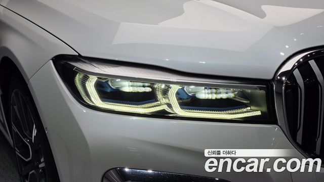 BMW 7-Series 740Li xDrive M Sport Package