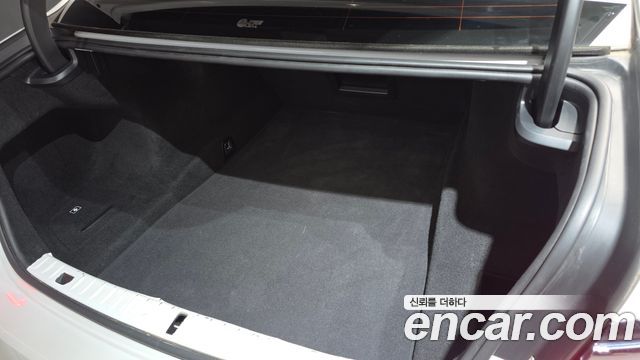 BMW 7-Series 740Li xDrive M Sport Package