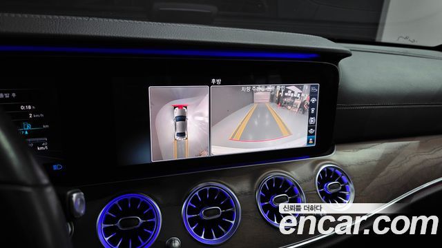 Mercedes-Benz E-Class E300 4MATIC Exclusive