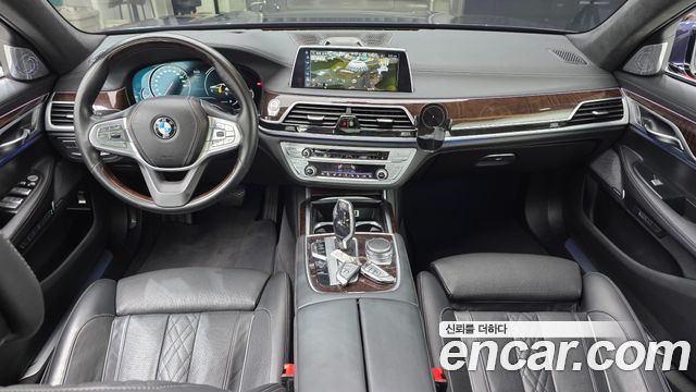 BMW 7-Series 750Li xDrive