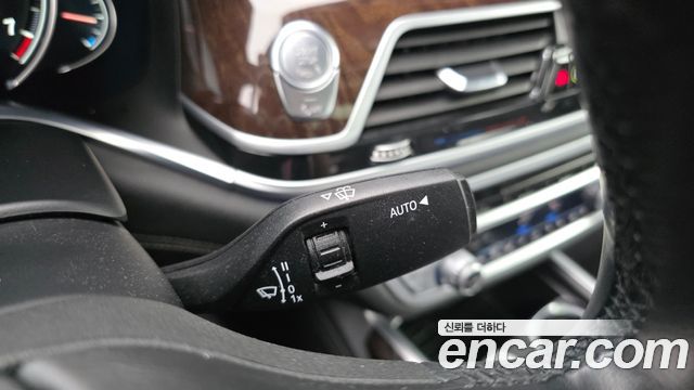 BMW 7-Series 750Li xDrive
