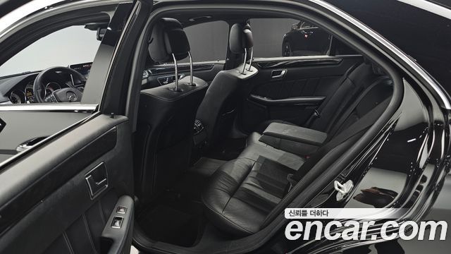 Mercedes-Benz E-Class E220 Bluetec Avantgarde