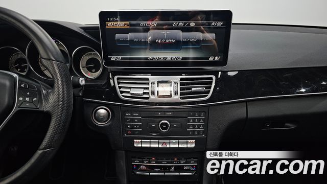 Mercedes-Benz E-Class E220 Bluetec Avantgarde