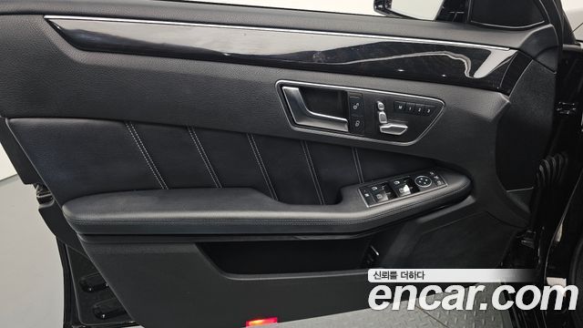Mercedes-Benz E-Class E220 Bluetec Avantgarde