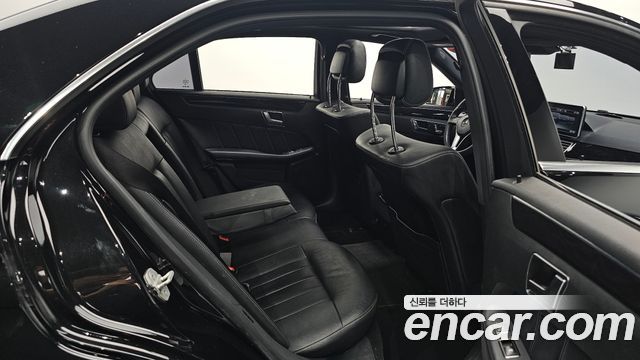 Mercedes-Benz E-Class E220 Bluetec Avantgarde
