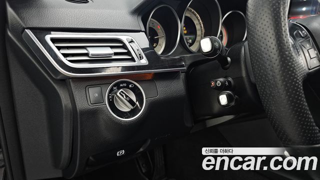 Mercedes-Benz E-Class E220 Bluetec Avantgarde